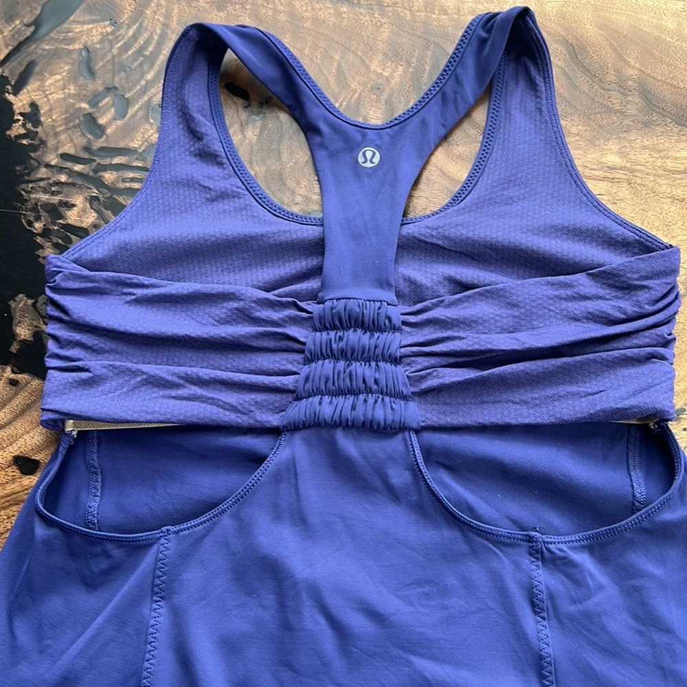 Lululemon Turbo Racerback Tank top, size 6 - Picture 3 of 8